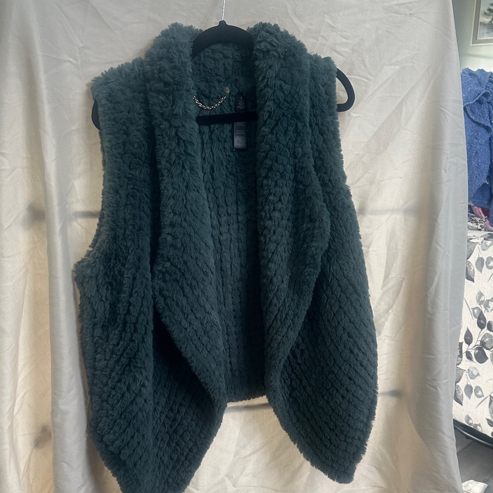 Chico's Dark Green Textured Vest